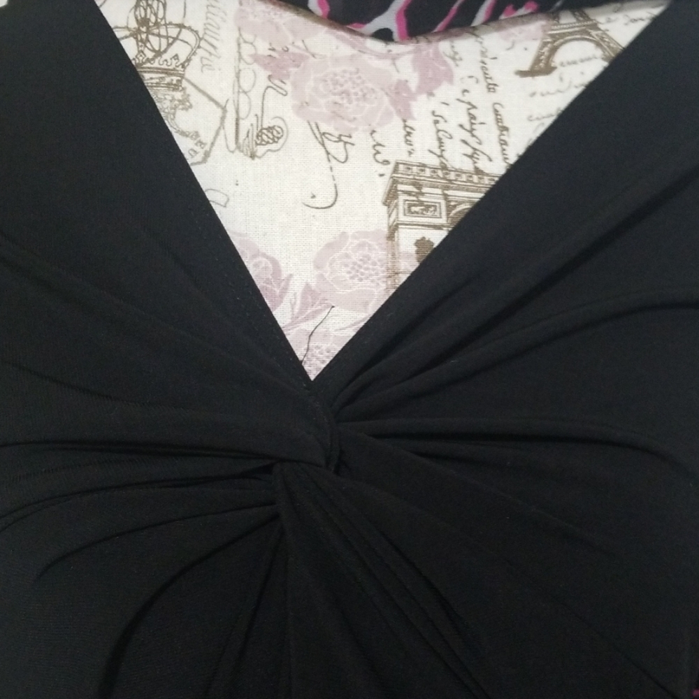 Tiana B.Dress - Picture 3 of 8